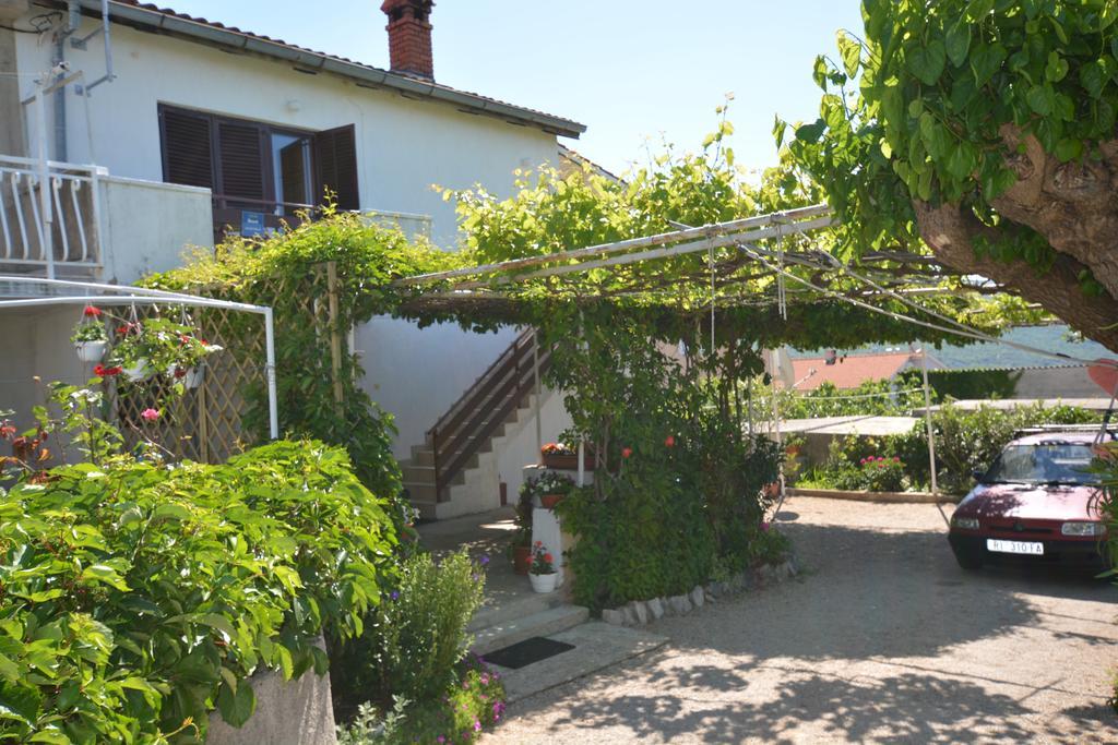 Apartment Slavica Kornic Exterior photo